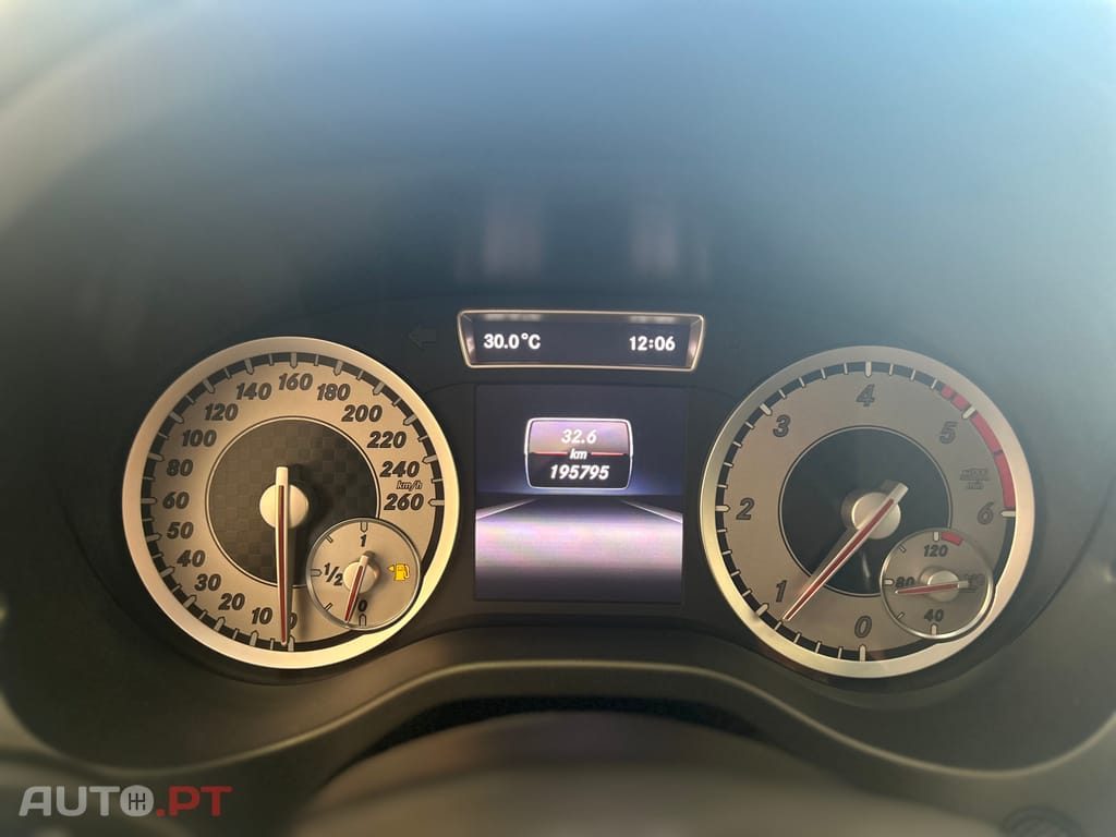 Mercedes-Benz A 180 CDi BlueEfficiency AMG Sport