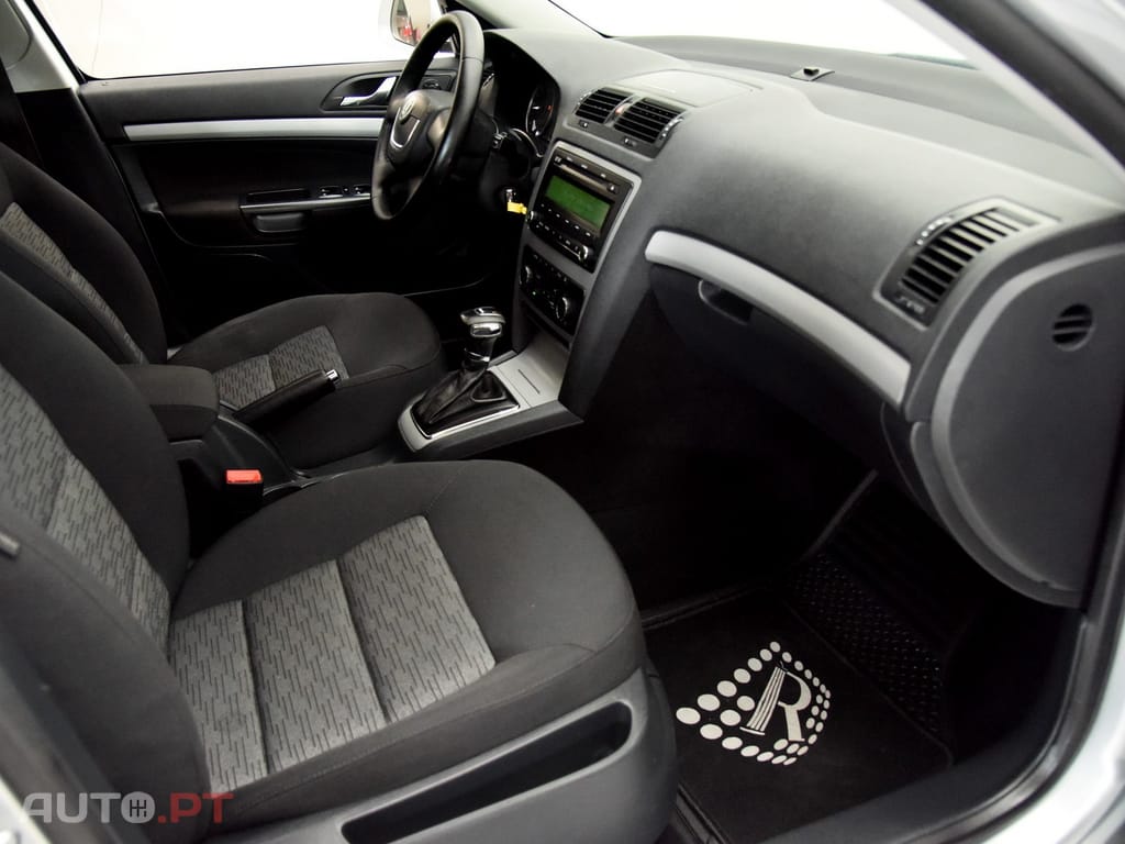 Skoda Octavia Break 1.6 TDi Ambiente DSG