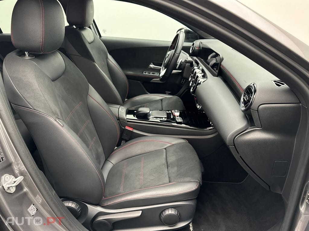 Mercedes-Benz A 250 e AMG Line