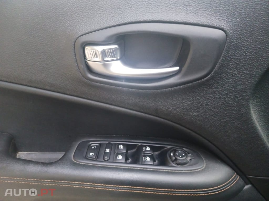 Jeep Compass 1.6 M-Jet Limited