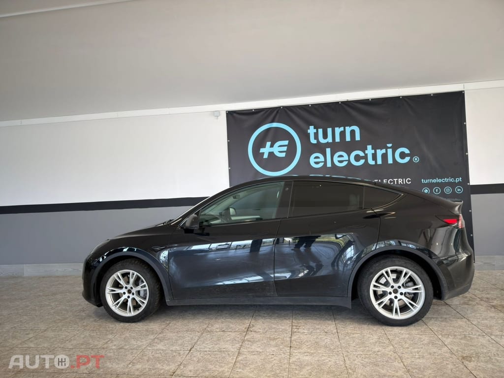 Tesla Model Y Long Range Tração Integral