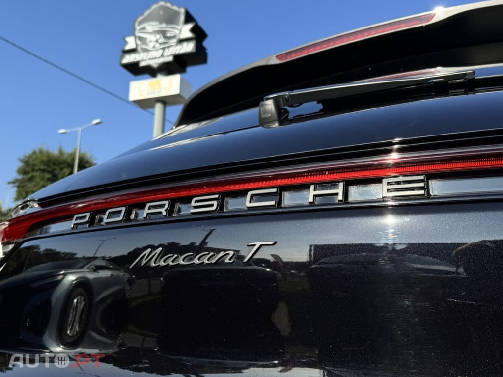 Porsche Macan T