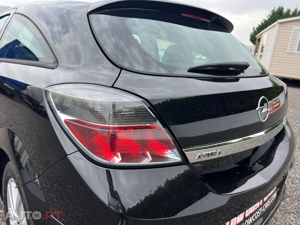 Opel Astra GTC 1.3 CDTi