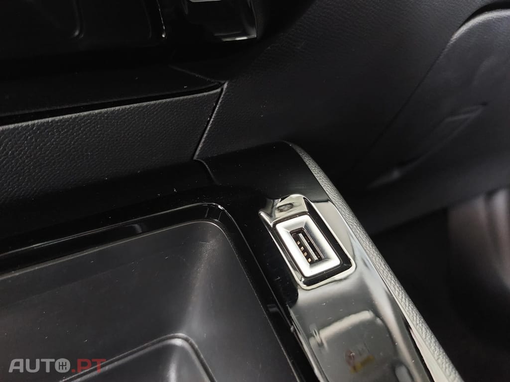 Peugeot 2008 1.5 BlueHDi Active Pack