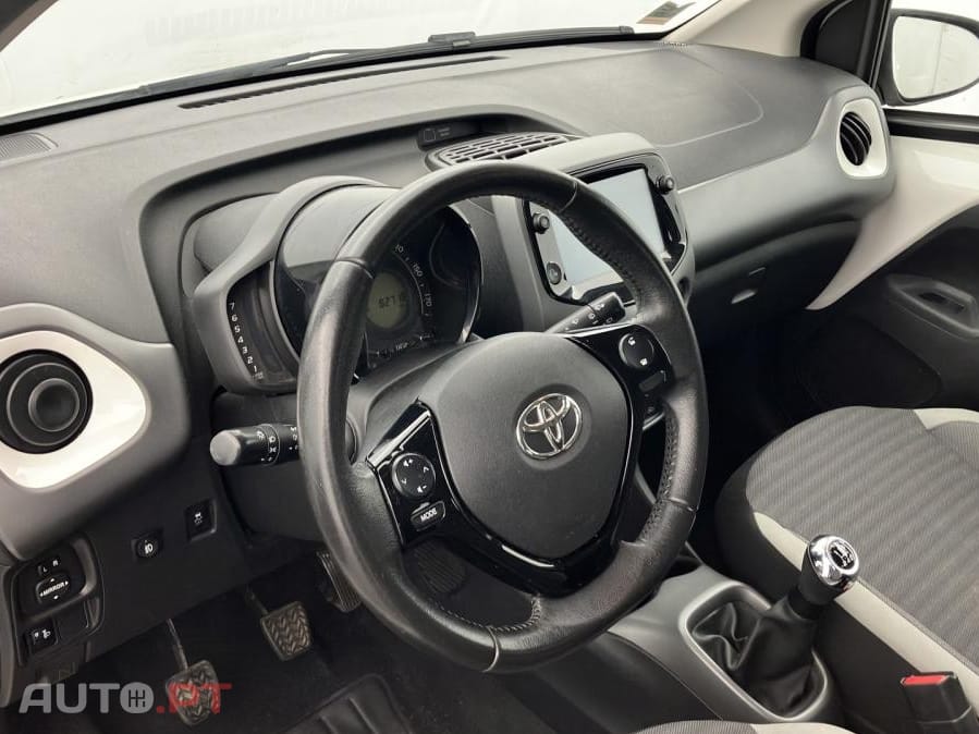 Toyota Aygo 1.0 X-Play