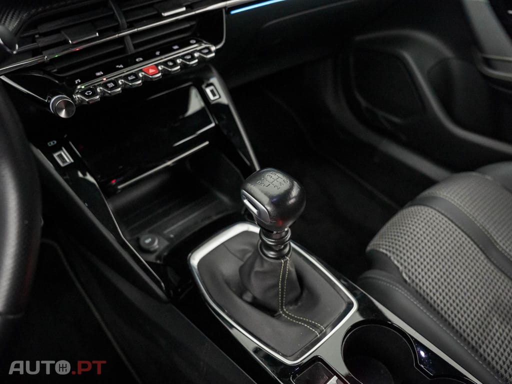 Peugeot 2008 1.2 PureTech GT