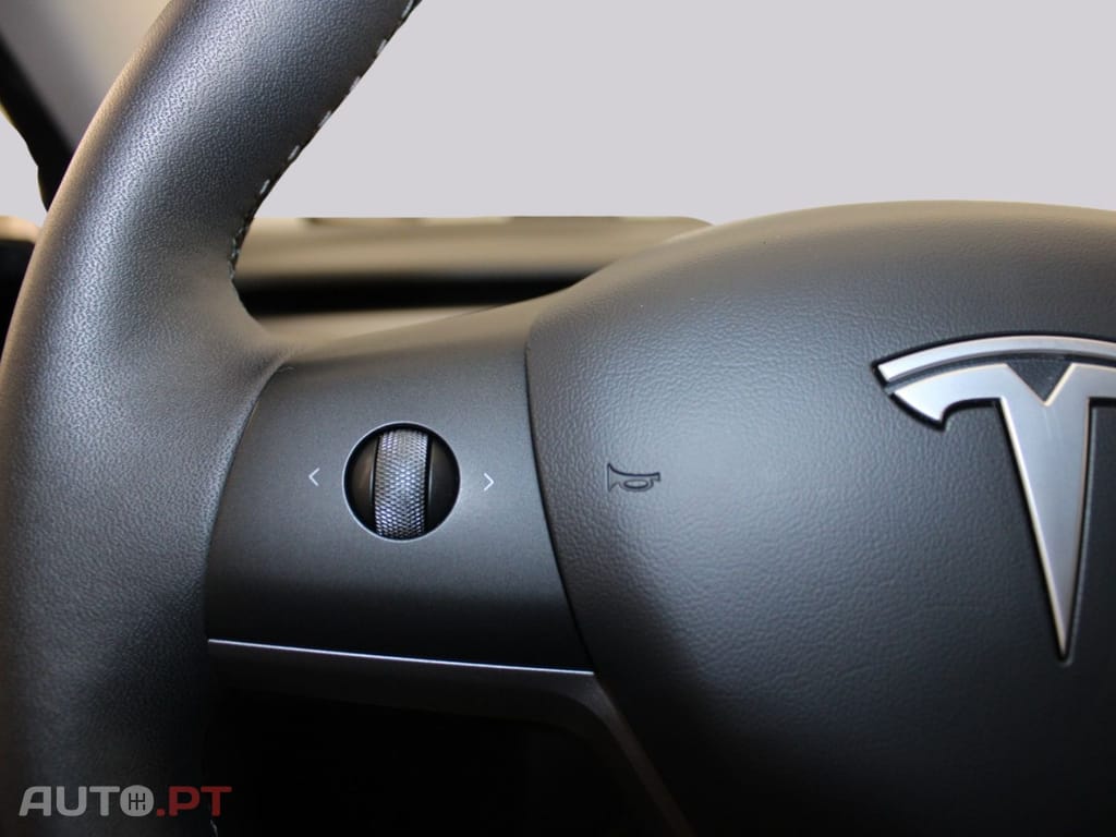 Tesla Model 3 LONG RANGE I.V.A DEDUTÍVEL 