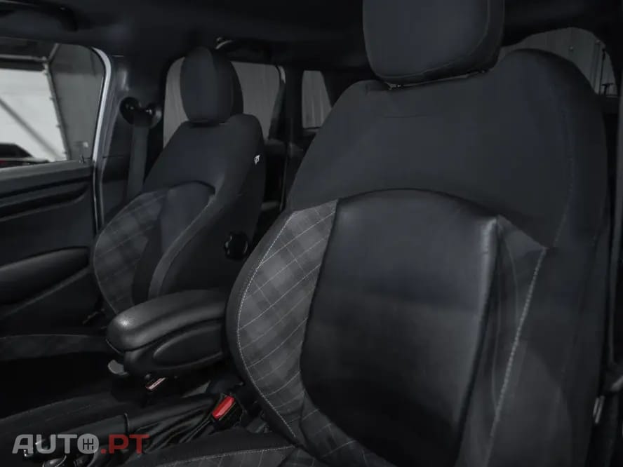 MINI Cooper Cooper D Aut.