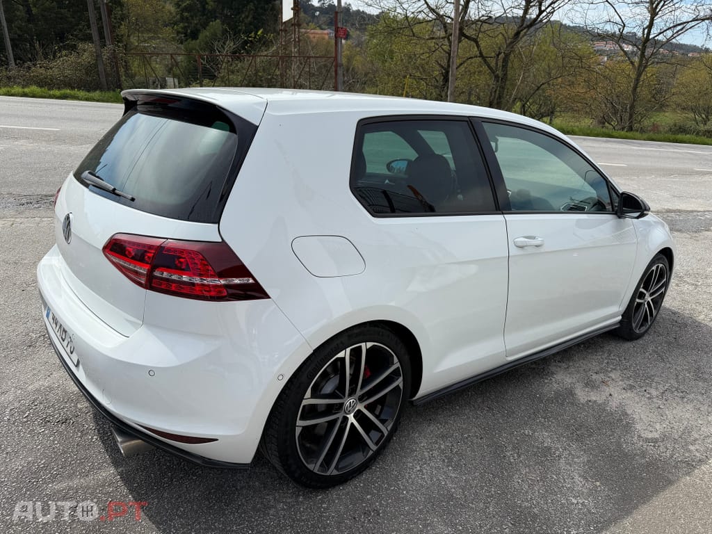 Volkswagen Golf 2.0 TDi GTD DSG