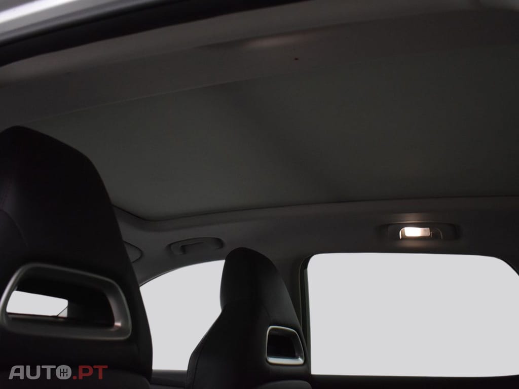 MG EHS I.V.A DEDUTIVEL PHEV 1.5 T-GDI Luxury 