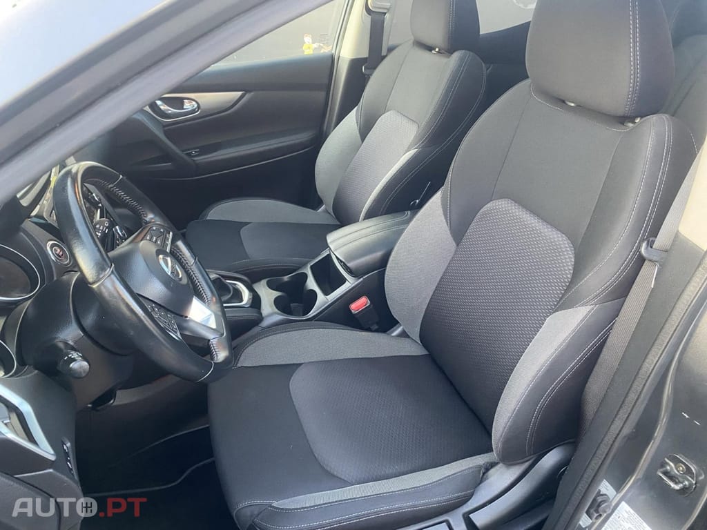 Nissan Qashqai 1.5 dCi N-Connecta DCT