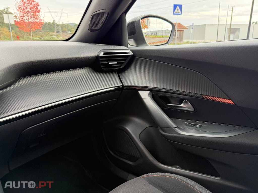 Peugeot 2008 PureTech 100 Stop&Start Active Pack