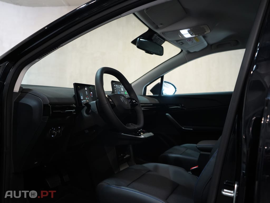 MG MG4 64 kWh Luxury