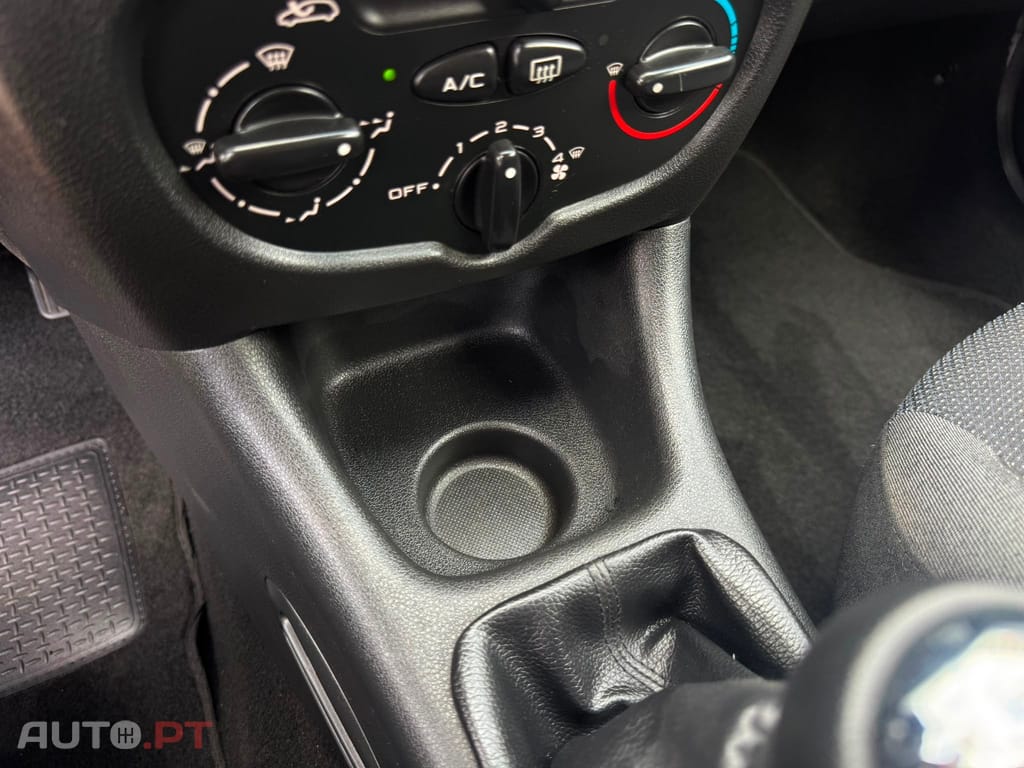 Peugeot 206 1.1 Trendy — fotografia 12