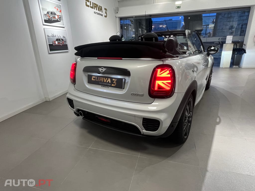 MINI Cabrio Cooper Premium Extra JCW Auto
