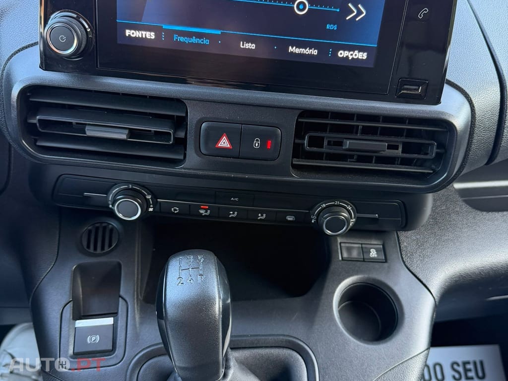 Peugeot Partner 1.5 BlueHDi Asphalt Standard