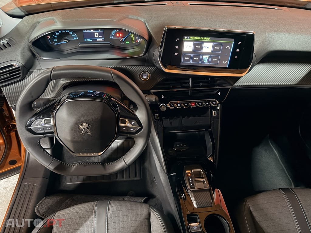 Peugeot E-2008 50 kWh Allure Pack