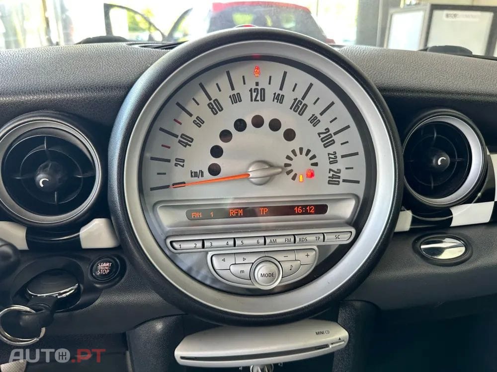 MINI Cooper D
