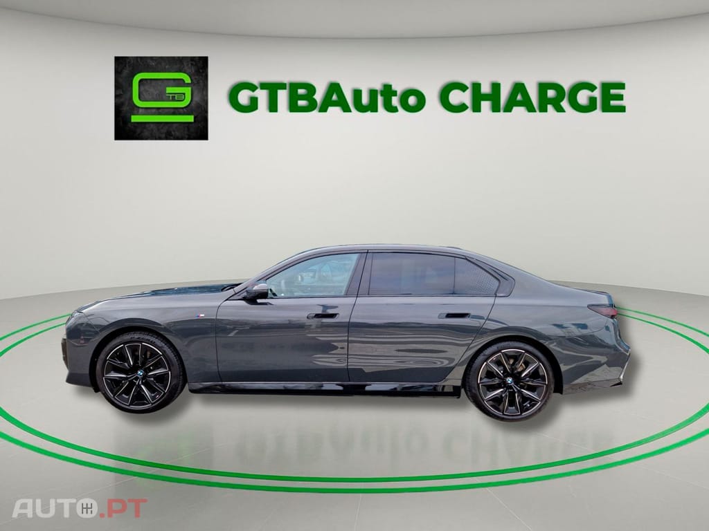 BMW i7 I.V.A DEDUTÍVEL eDrive50