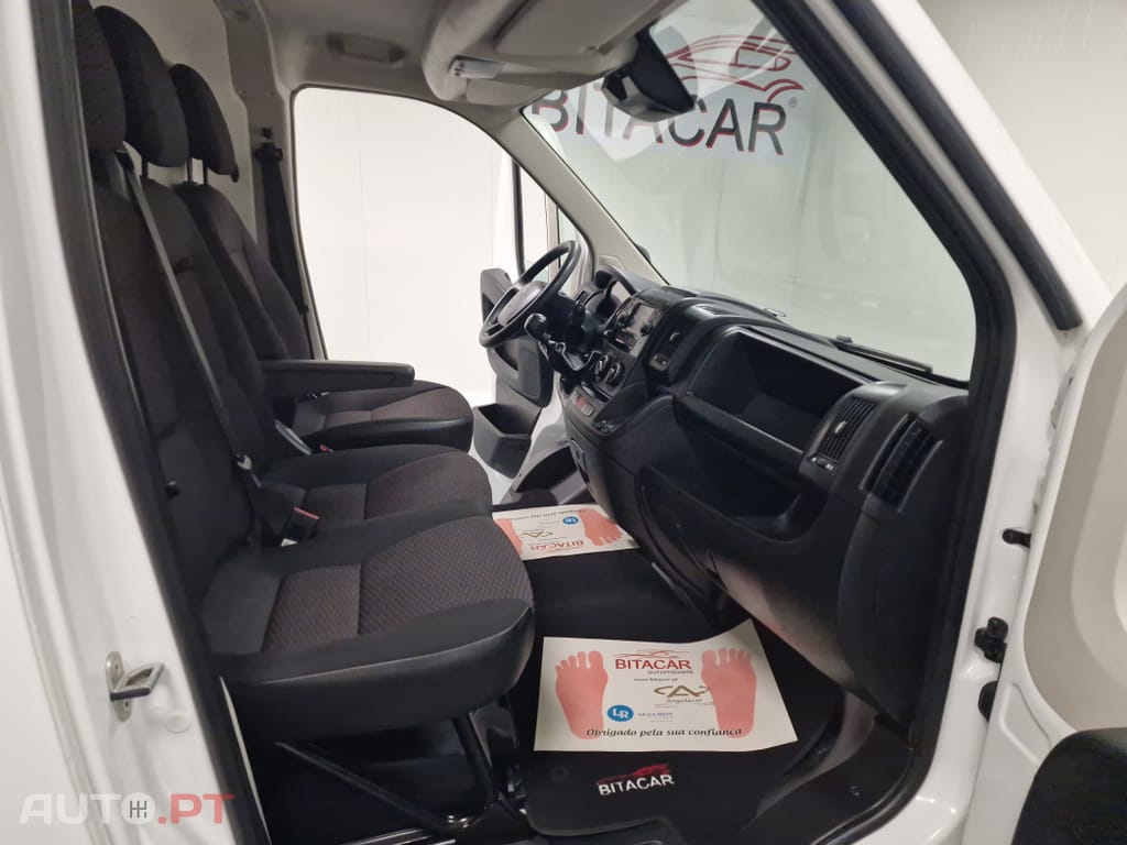 Peugeot Boxer 2.2 BlueHDi 335 L2H2 Pro GPS CAM. TRASEIRA IVA DEDUTIVEL