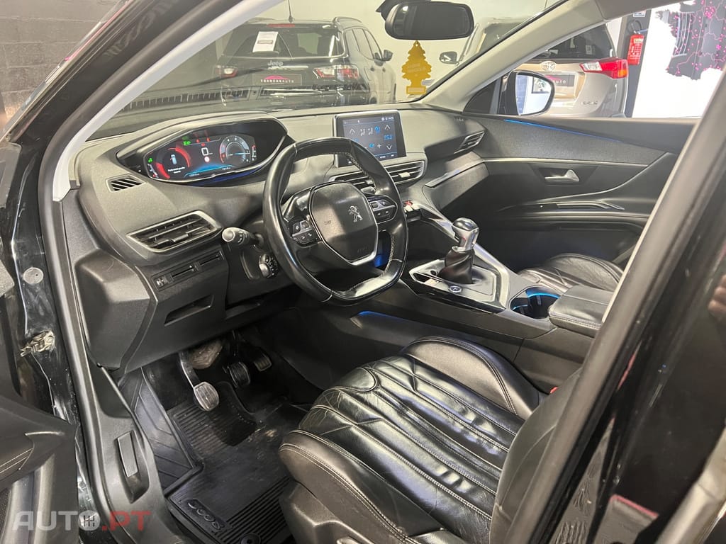 Peugeot 3008 1.6 BlueHdi Allure