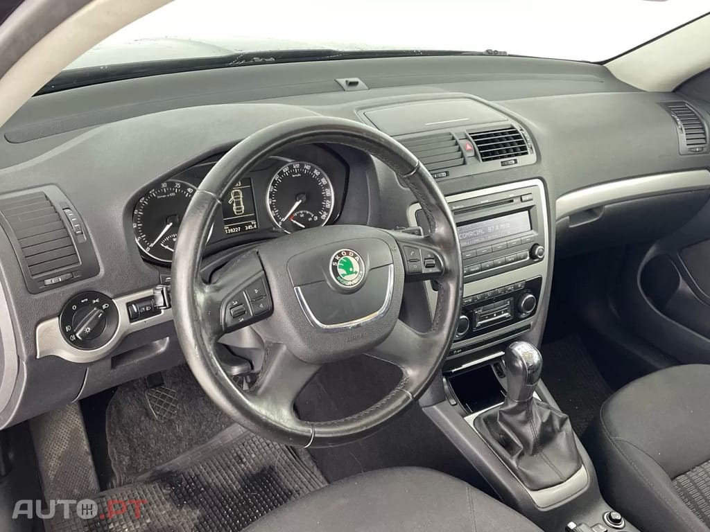 Skoda Octavia Break 1.6 TDi Elegance Pack