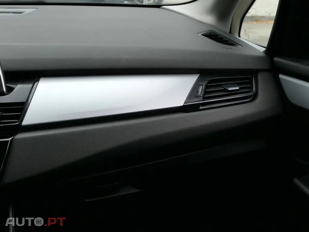 BMW 216 d Advantage Auto