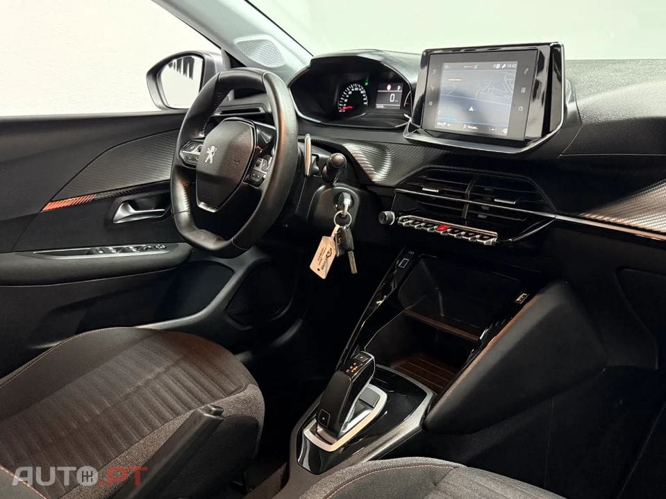 Peugeot 208 PureTech 100 EAT8 Active Pack