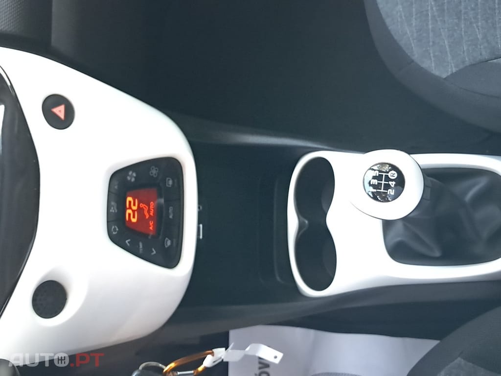 Citroen C1 1.2 VTi Shine