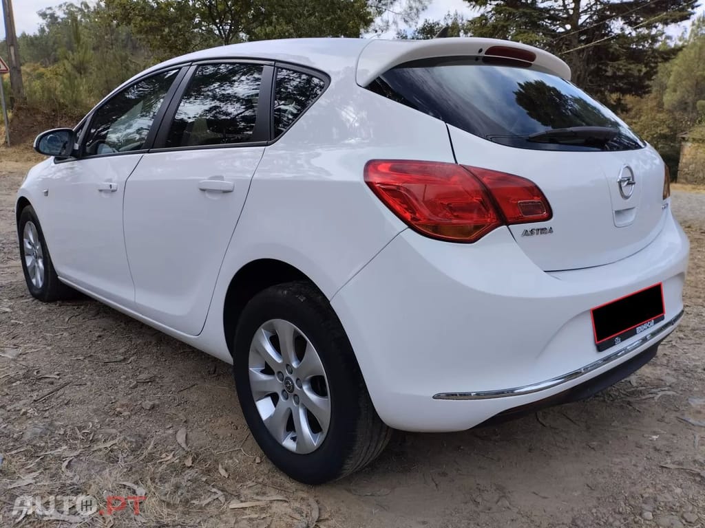 Opel Astra 1.4 T Selection GPL