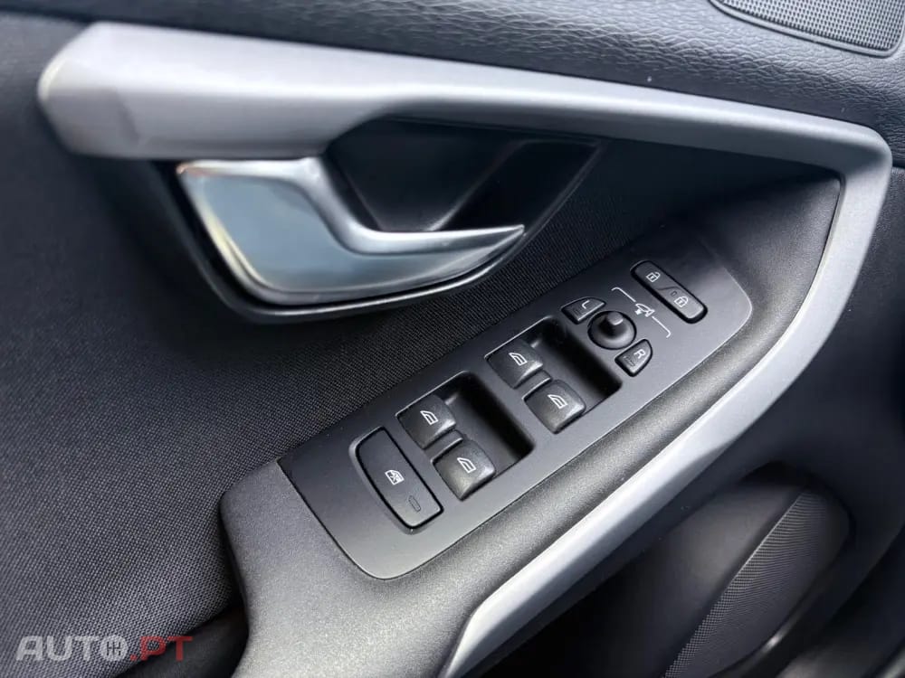 Volvo V40 1.5 T3 Sport Edition Plus Geartronic