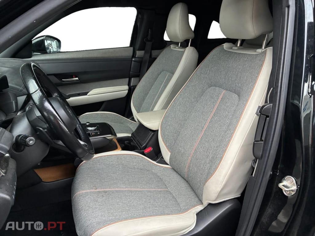 Mazda MX-30 e-Skyactiv Modern Confidence