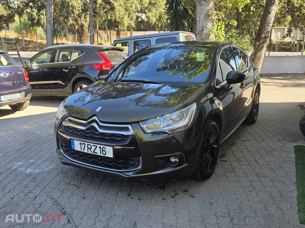Citroen DS4 1.6 e-HDi So Chic CMP6