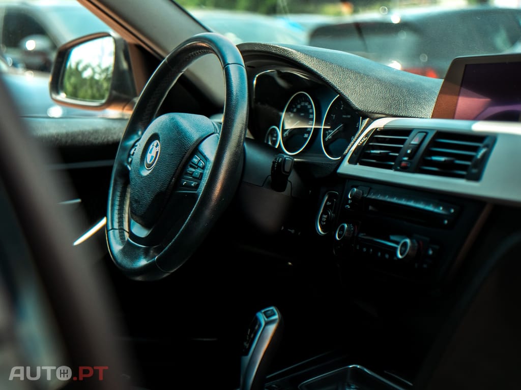 BMW 318 d Touring Auto