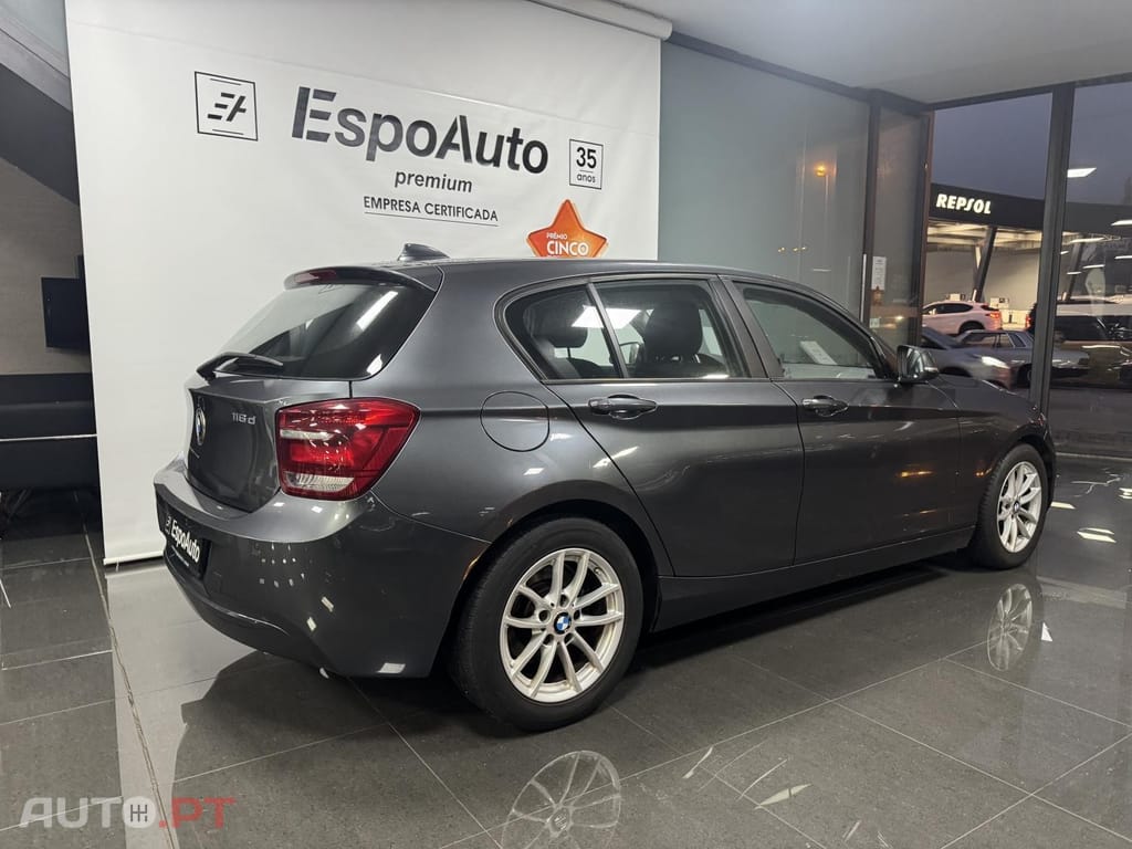 BMW 116 D EfficientDynamics GPS