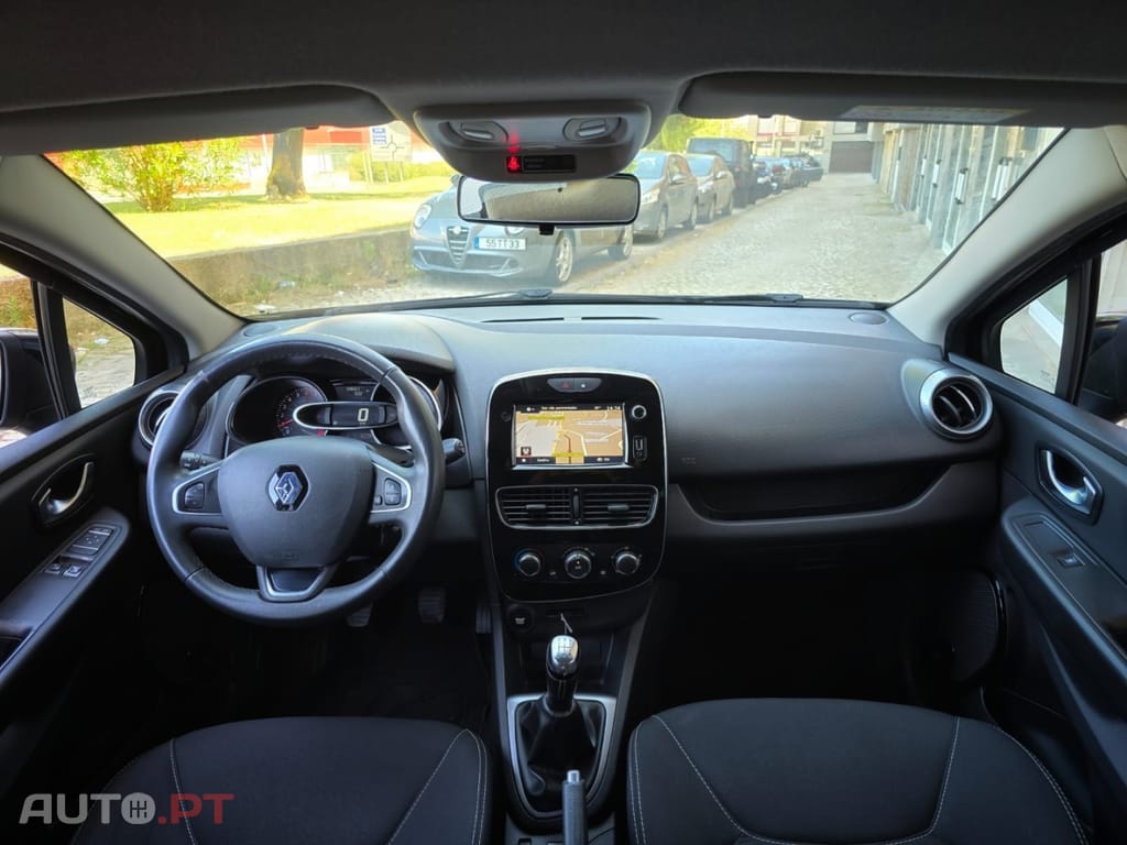 Renault Clio Sport Tourer 0.9 TCe Limited
