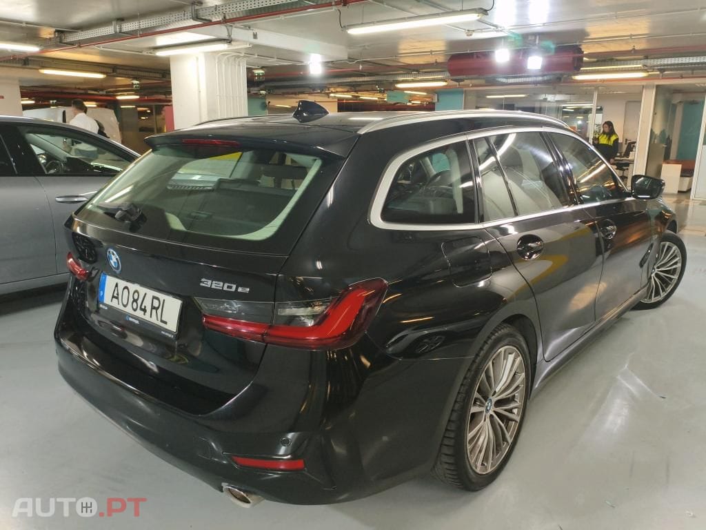 BMW 320 e Auto
