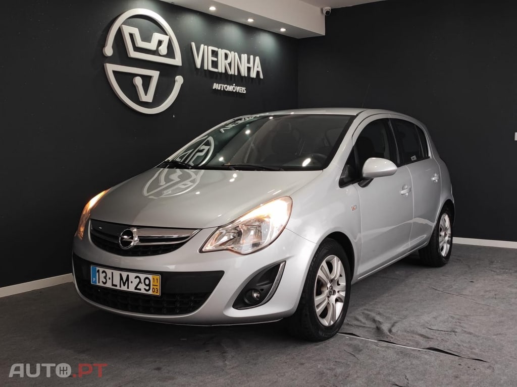 Opel Corsa 1.2 ENJOY