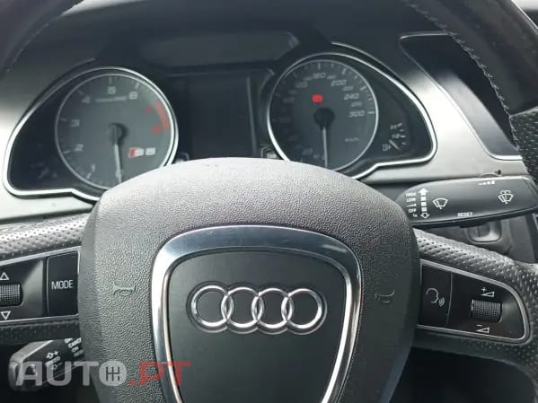 Audi S5 4.2 V8 TFSI QUATTRO