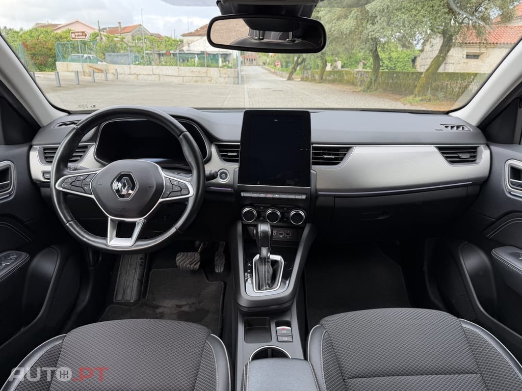 Renault Arkana 1.6 E-Tech Business