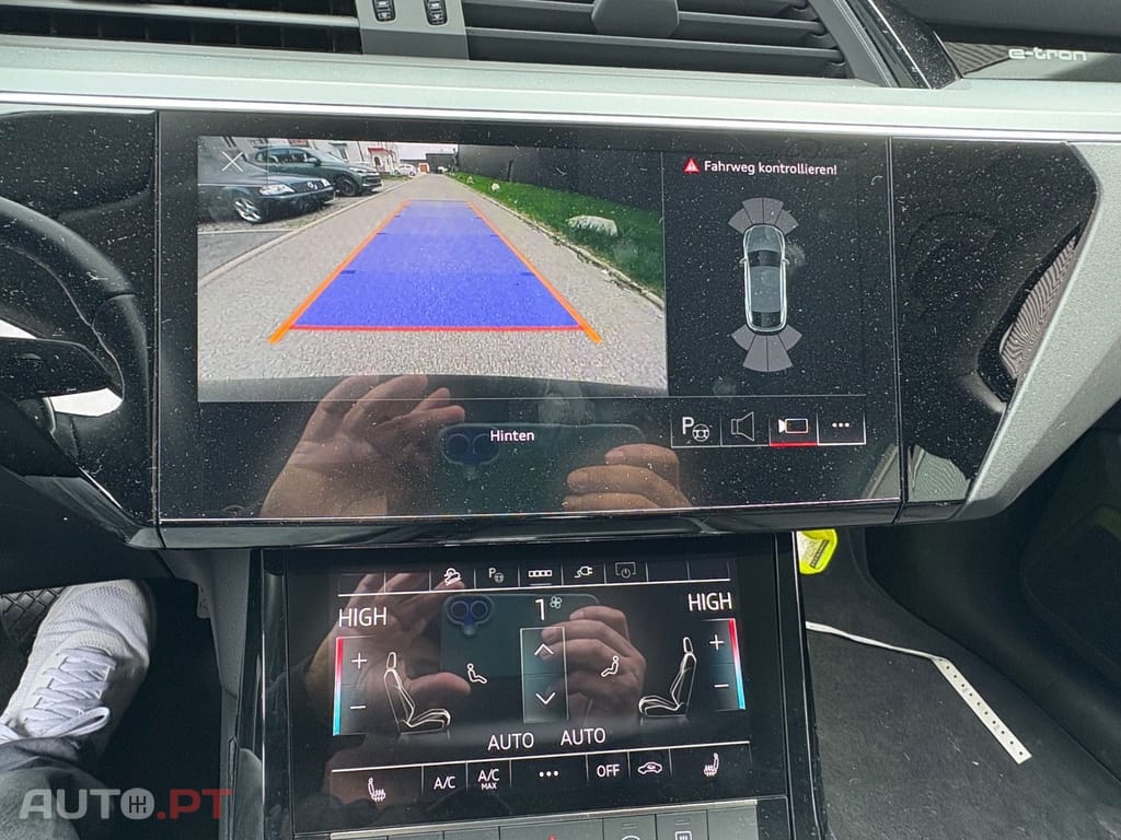 Audi E-Tron I.V.A DEDUTÍVEL 50 quattro