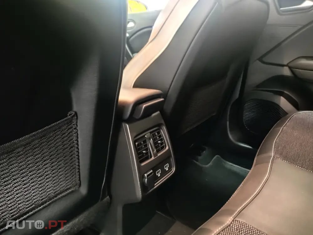 Renault Captur 1.6 E-Tech Plug-In Hybrid Techno
