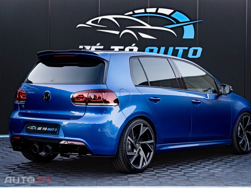 Volkswagen Golf R