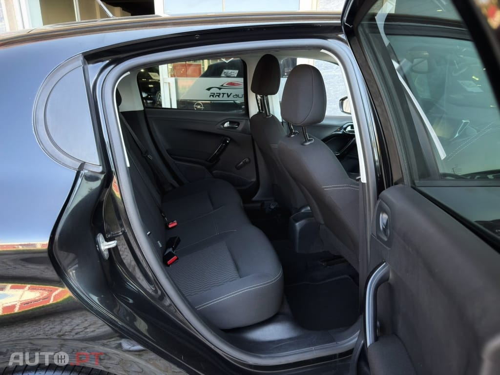 Peugeot 208 1.2 PureTech Style