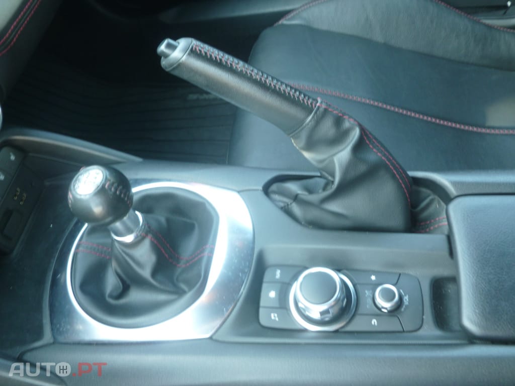 Mazda MX-5 1.5 SKYACTIV Technology Cabrio