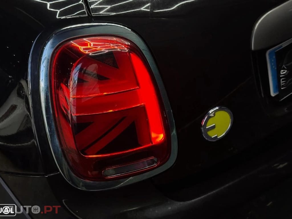 MINI Cooper Cooper SE