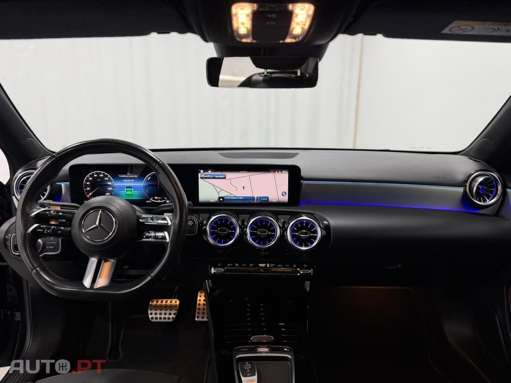 Mercedes-Benz A 250 e AMG Line