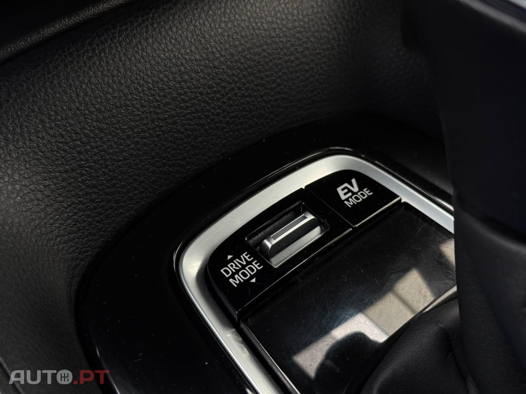 Toyota Corolla 1.8 Hybrid Active