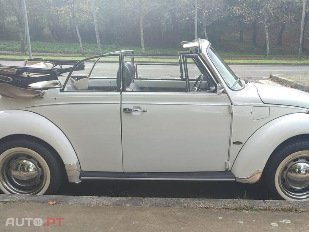 Volkswagen 1300 Karmann Cabriolet