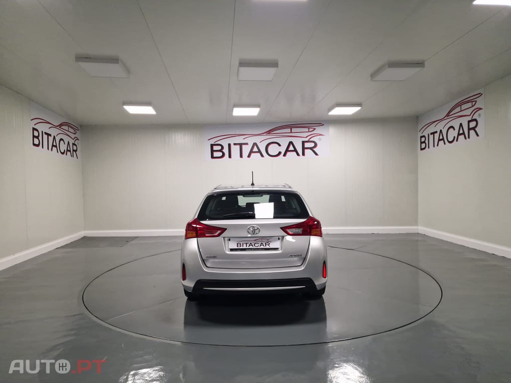 Toyota Auris Touring Sports 1.4 D-4D Active+AC